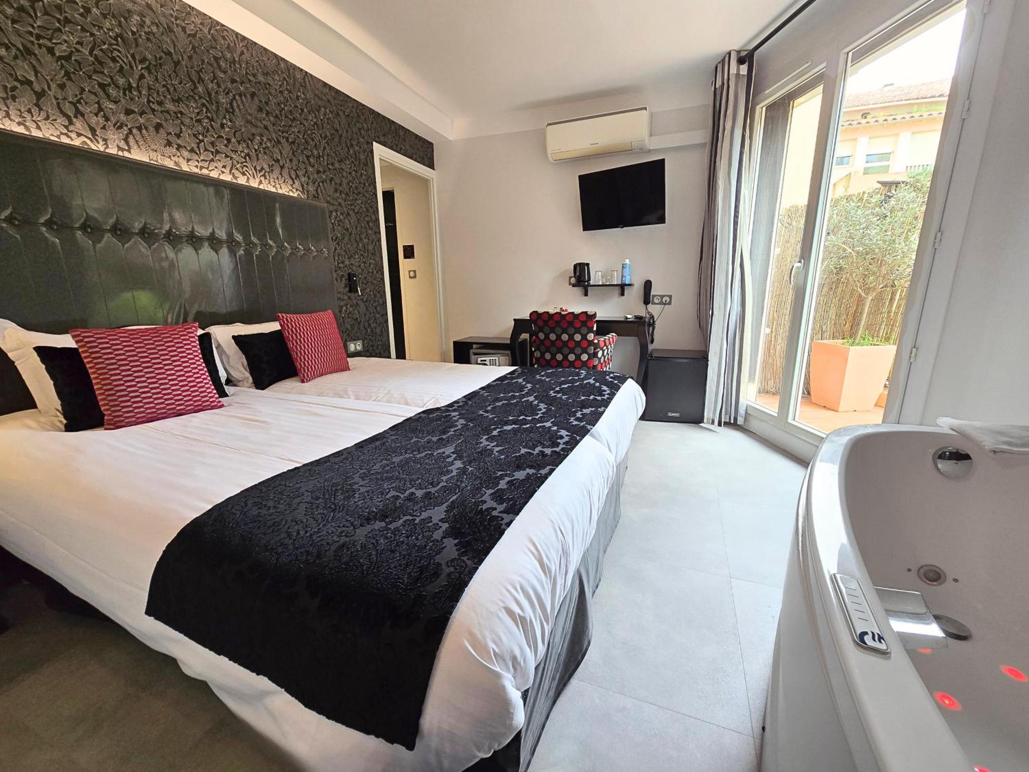 Nyx Hotel Independant Perpignan Centre Gare Bagian luar foto